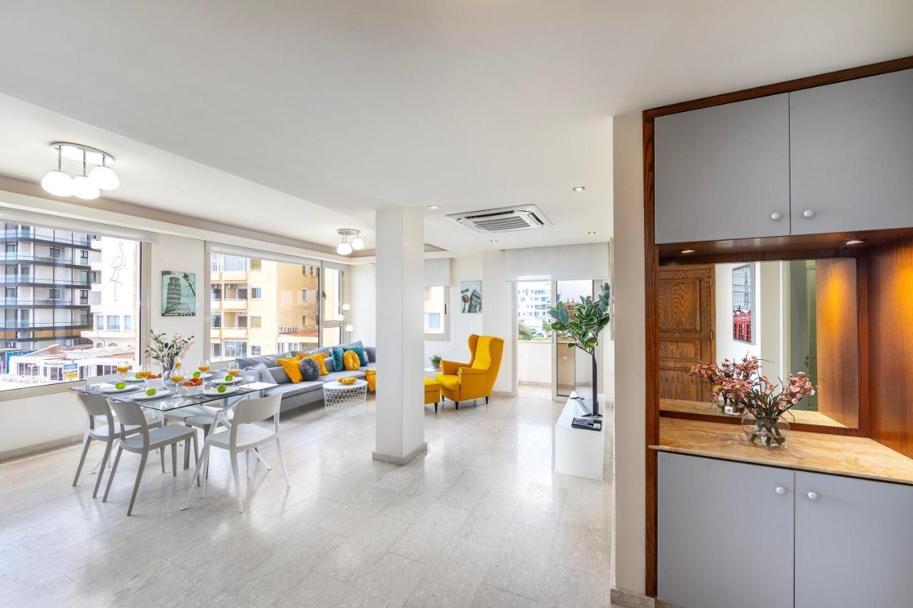 Mackenzie Beachfront Eftyhia Suite 라르나카 외부 사진